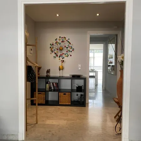Apartment Very Central With Terrace *